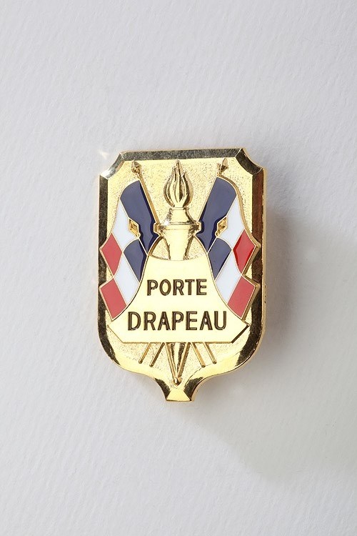 Insigne Porte Drapeau ( 3ans )